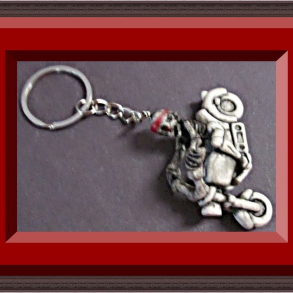 Skeleton Riding Motorcycle Keychain Biker Gothic - Picture 1 of 1